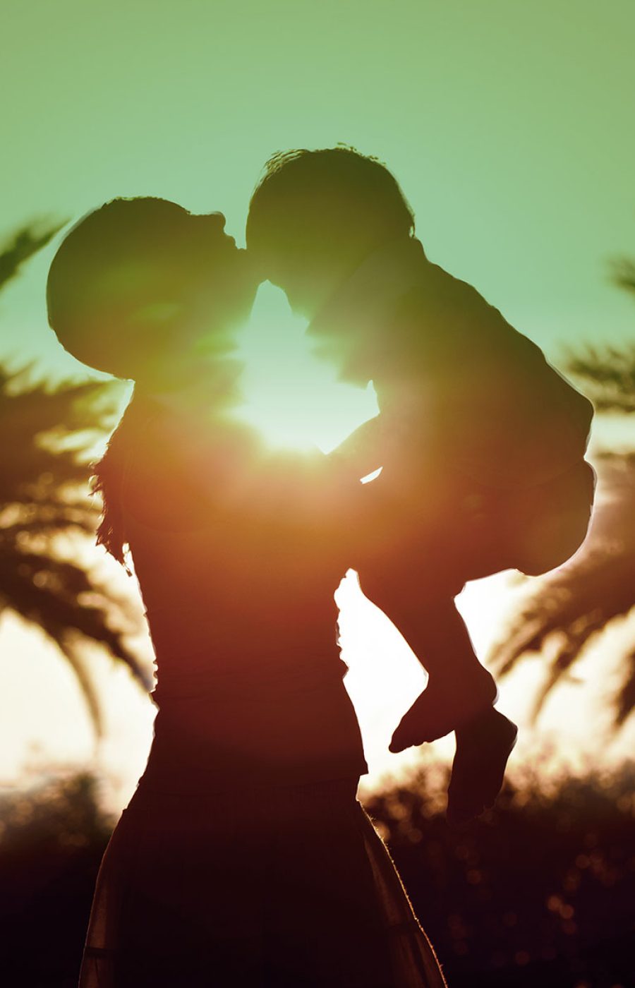 mother and son silhouette in dubai